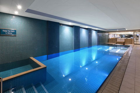 Oaks Glenelg Plaza Pier Suites - Your Accommodation 8