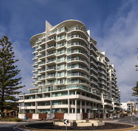 Oaks Liberty Towers - Your Accommodation