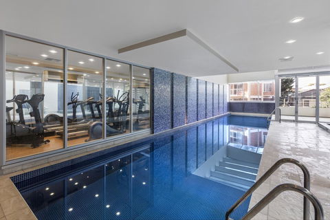 Oaks Glenelg Liberty Suites - Your Accommodation 3