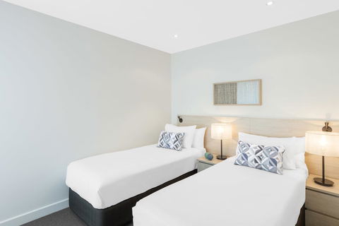 Oaks Glenelg Liberty Suites - Your Accommodation 30