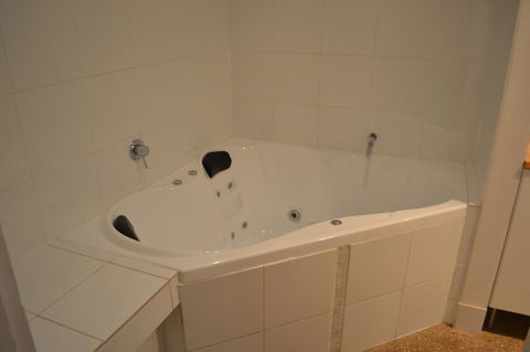 Tin House In Tanunda - Your Accommodation 6