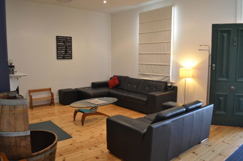 Tin House In Tanunda - Your Accommodation 2