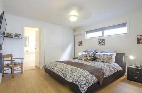 Seagrass Villas Normanville - Your Accommodation 2