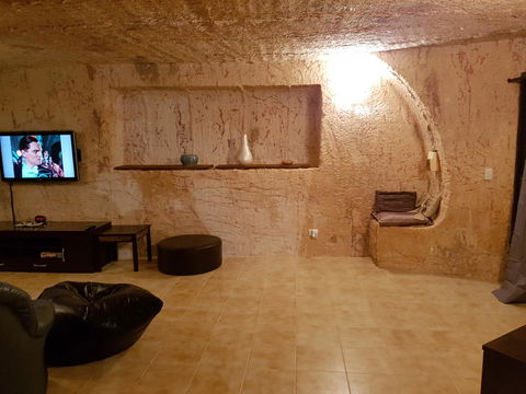 Underground Gem - Your Accommodation 7