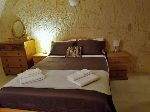 Underground Gem - Your Accommodation 3
