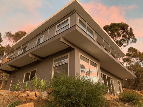 Sunrise On Falie Seaview Eco Accommodation - Your Accommodation 11