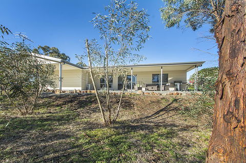 32 West B&B - Your Accommodation 11