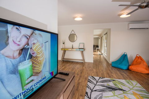32 West B&B - Your Accommodation 13