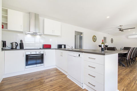 32 West B&B - Your Accommodation 17