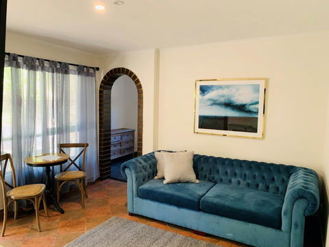 The Manor Basket Range - Your Accommodation 12