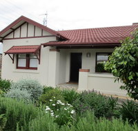 Mataro Cottage - Your Accommodation