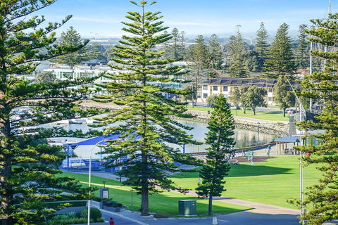 Pier Luxury Apartments - Your Accommodation 34