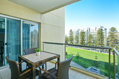Pier Luxury Apartments - Your Accommodation 26