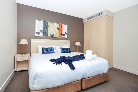 Pier Luxury Apartments - Your Accommodation 22