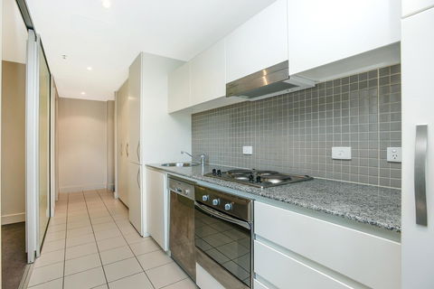 Pier Luxury Apartments - Your Accommodation 25