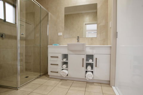 Renmark Holiday Apartments - Your Accommodation 6