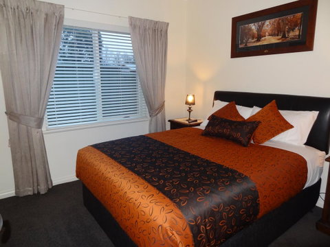 Hahndorf Oak Tree Cottages - Your Accommodation 3