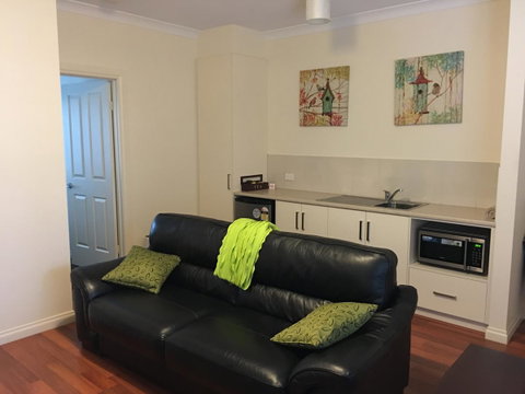 Hahndorf Oak Tree Cottages - Your Accommodation 9
