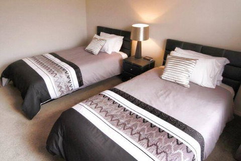 Casavino Luxury Villa - Your Accommodation 33