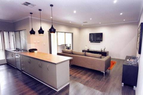Casavino Luxury Villa - Your Accommodation 35