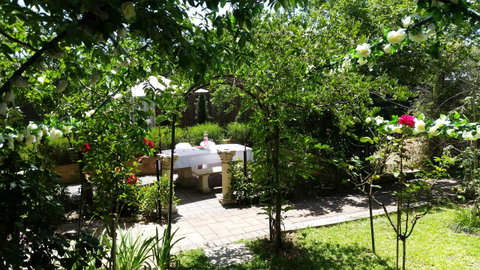 Hahndorf House B&B - Your Accommodation 44