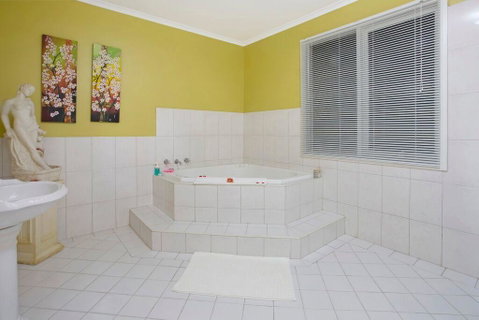 Hahndorf House B&B - Your Accommodation 5