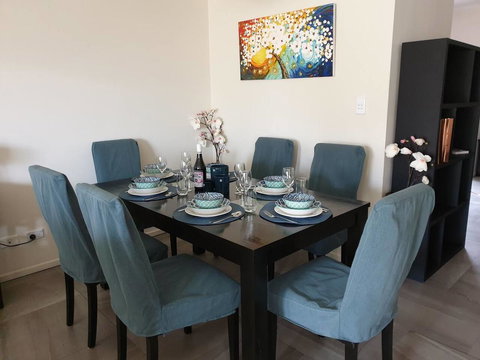 Explore Adelaide, Gawler, The Barossa And Clare Valleys All-in-one - Your Accommodation 2