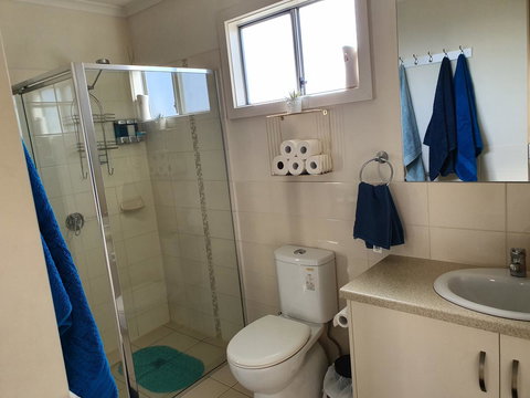 Explore Adelaide, Gawler, The Barossa And Clare Valleys All-in-one - Your Accommodation 8