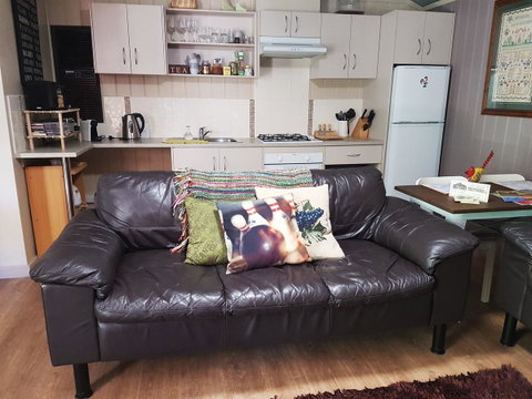 Little Para Cottage Tanunda - Your Accommodation 5