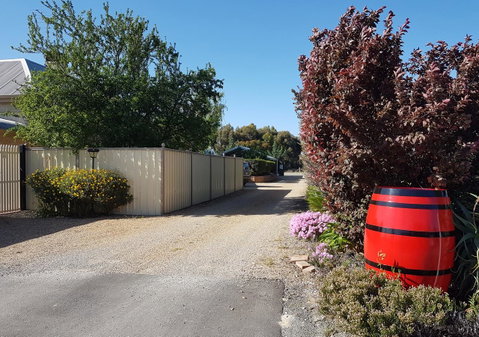 Little Para Cottage Tanunda - Your Accommodation 14