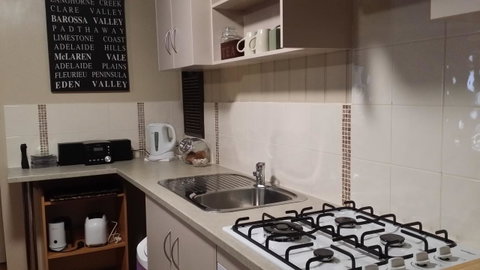 Little Para Cottage Tanunda - Your Accommodation 7