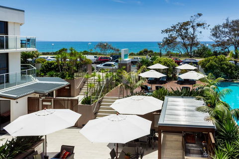 Bayview Beachfront Apartments, In Town Right On The Beach - Your Accommodation 11