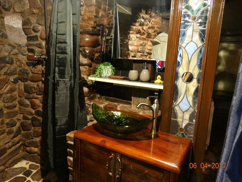 Di's Place - Your Accommodation 14