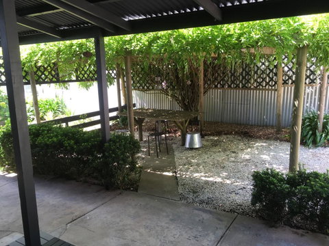 Hilltop Too - Your Accommodation 11