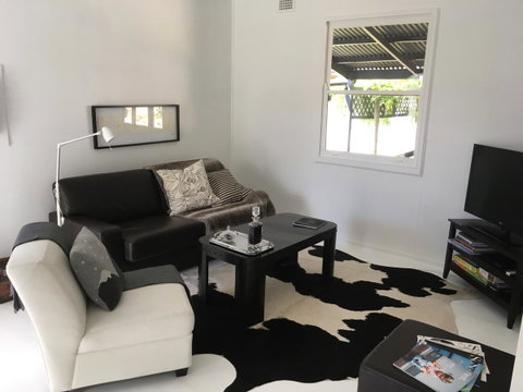 Hilltop Too - Your Accommodation 17