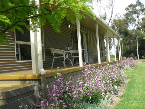 Camawald Coonawarra Cottage B&B - Your Accommodation 1