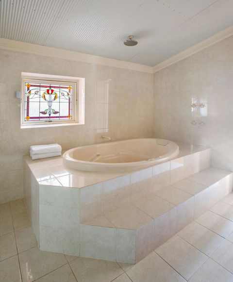 Barossa Shiraz Estate - Your Accommodation 12