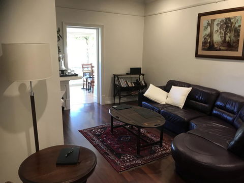 Barossa Shiraz Estate - Your Accommodation 5