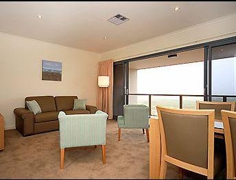 Lady Bay Hotel - Your Accommodation 6