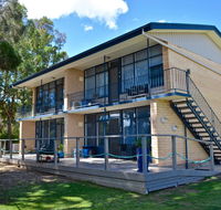 Longbeach Apartments - Your Accommodation