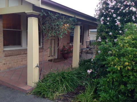 Oats Cottage - Your Accommodation 6