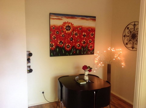 Oats Cottage - Your Accommodation 4
