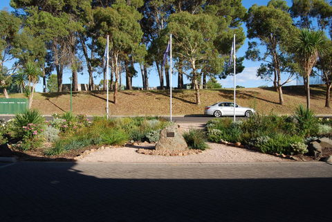 Novotel Barossa Valley Resort - Your Accommodation 7