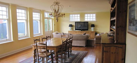 Gainsborough Cottage - Your Accommodation 7