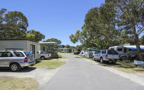 Beachside Holiday Park - Your Accommodation 16
