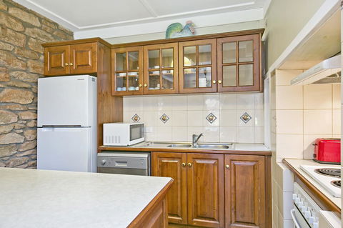 Vineyard Cottage BnB - Your Accommodation 5