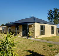DBJ Holiday Units - Your Accommodation