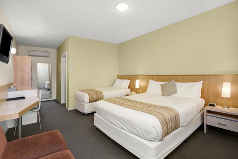 Adelaide Road Motor Lodge - Your Accommodation 15