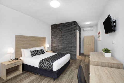 Adelaide Road Motor Lodge - Your Accommodation 16