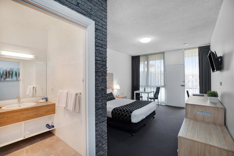 Adelaide Road Motor Lodge - Your Accommodation 23